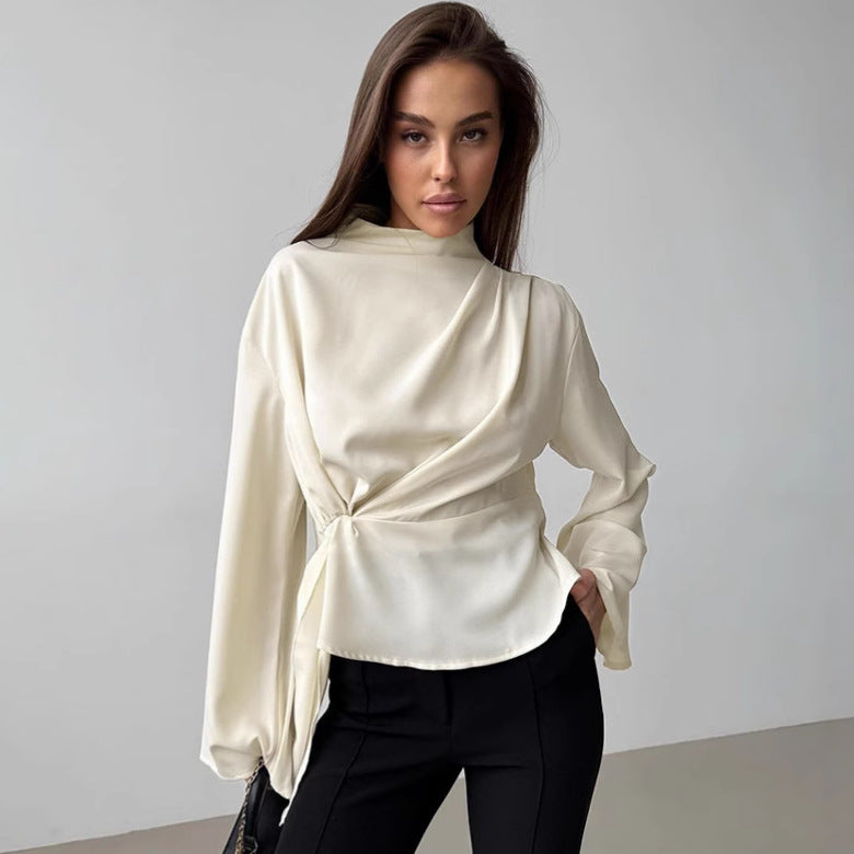 Camicia in Chiffon con Collo Alto, Maniche a Campana, Pieghe e Spacco | Ideale per Primavera & Estate