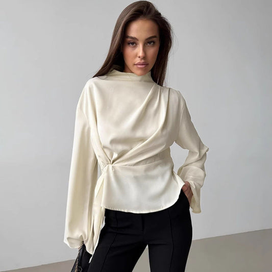 Camicia in Chiffon con Collo Alto, Maniche a Campana, Pieghe e Spacco | Ideale per Primavera & Estate