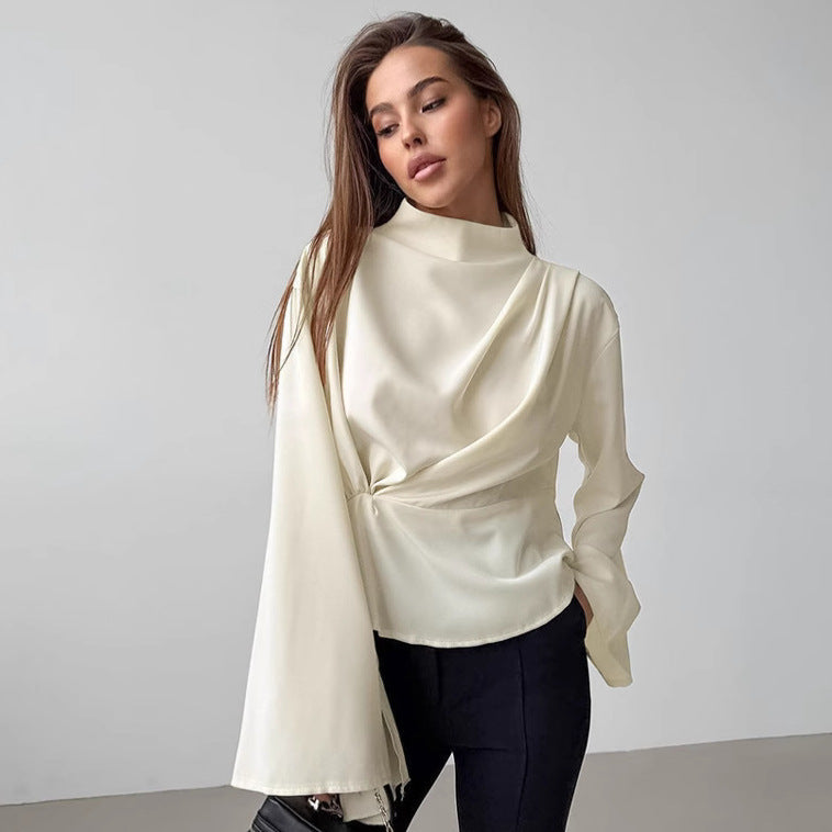 Camicia in Chiffon con Collo Alto, Maniche a Campana, Pieghe e Spacco | Ideale per Primavera & Estate